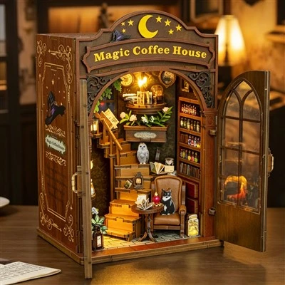 „Magic Coffee House“ knygų kampelio rinkinys